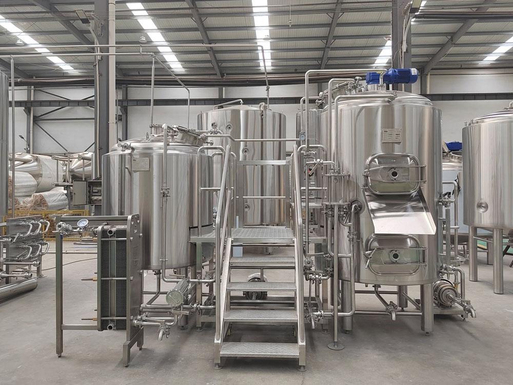 <b>5BBL Direct fire heating mash</b>